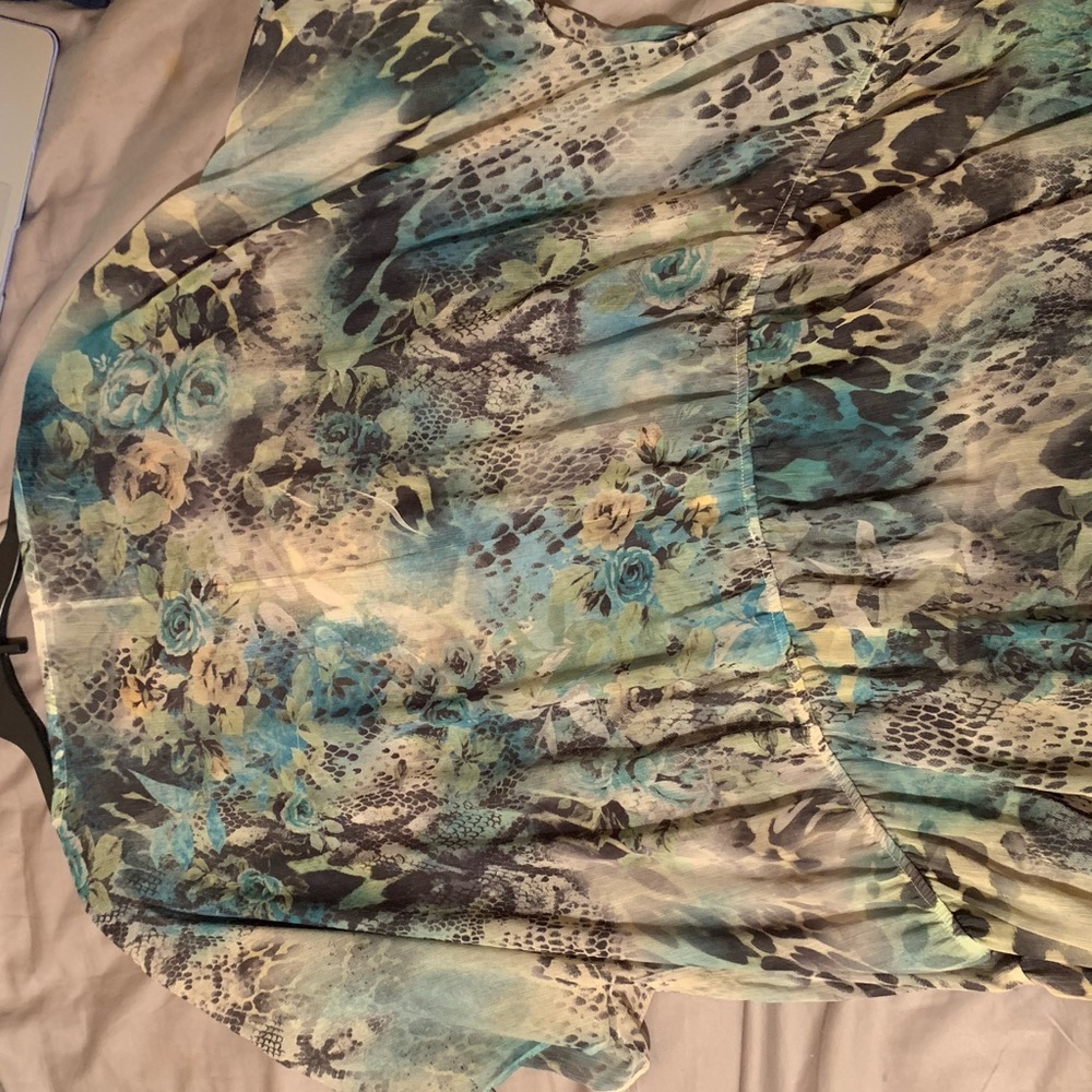 print blouse - Picture 4 of 6